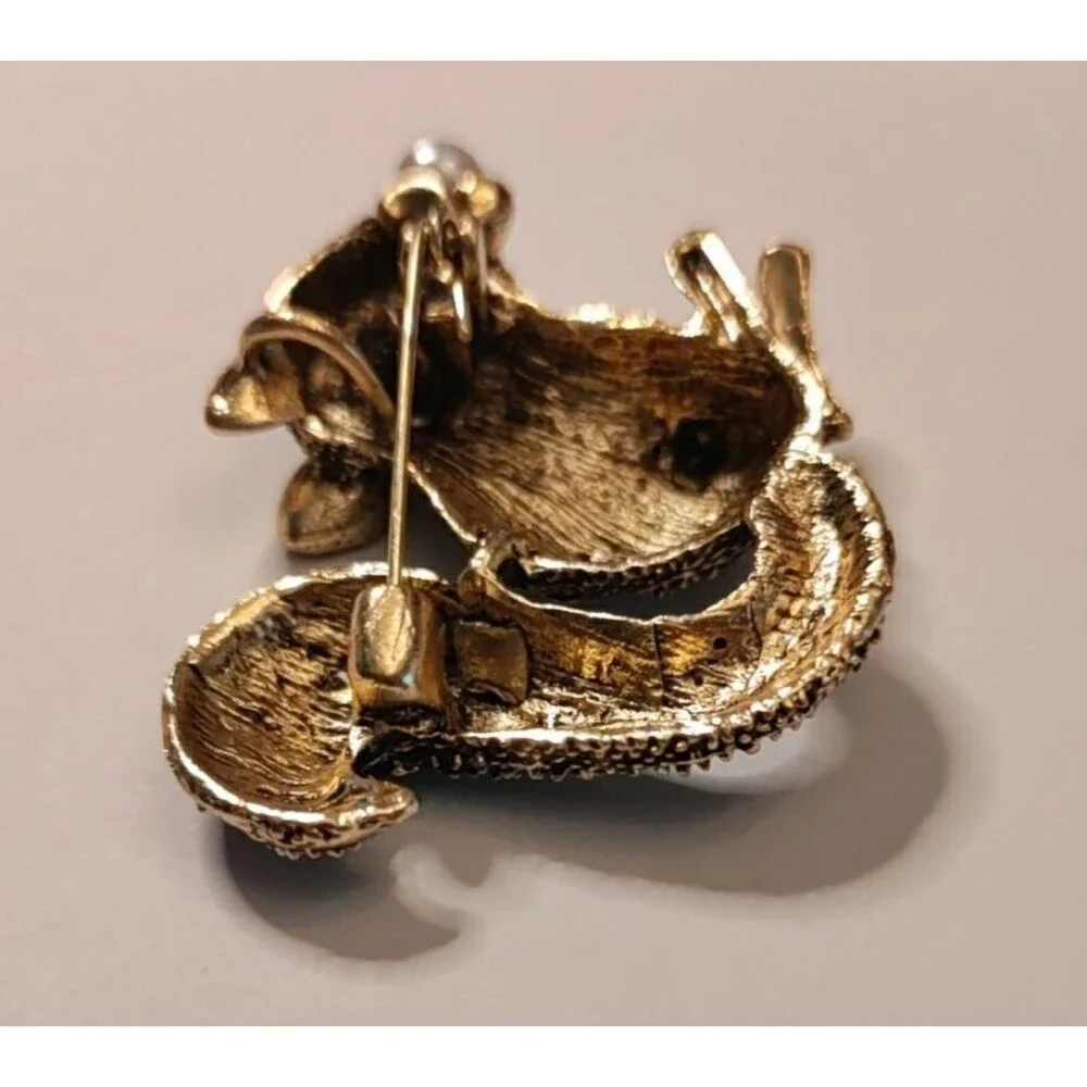 Rhinestone & Enamel Squirrel Brooch/Pendant 2